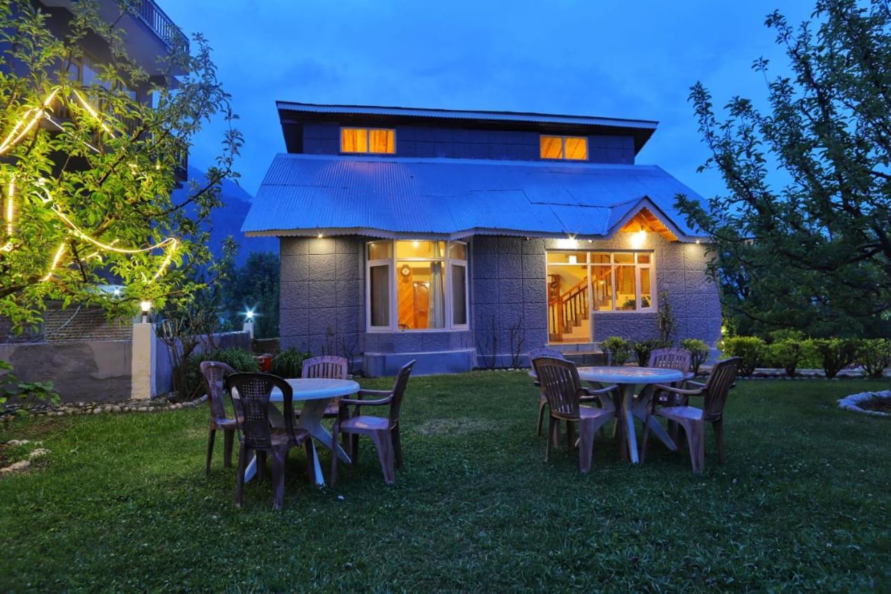 Grey Moustache 4Bhk Villa Manāli Eksteriør bilde